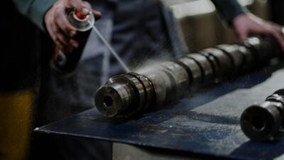 Limpeza Industrial: Quando o Acúmulo Vira Risco Operacional